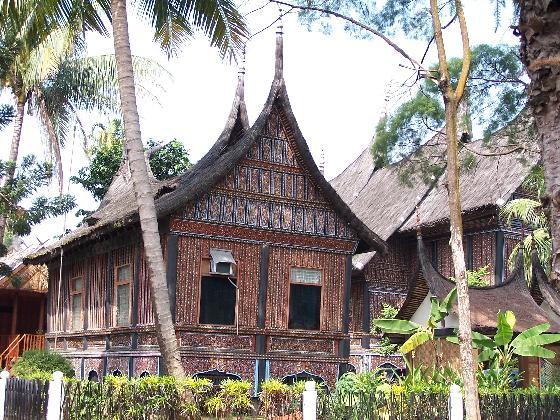 ӡ����Ӱ��԰(Taman Mini Indonesia)